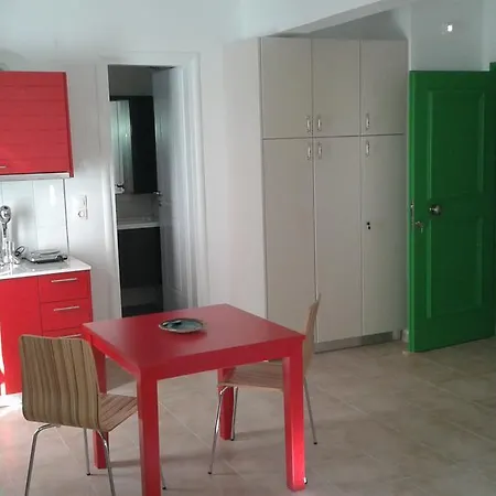 Kastellos Sikinos Apartment *