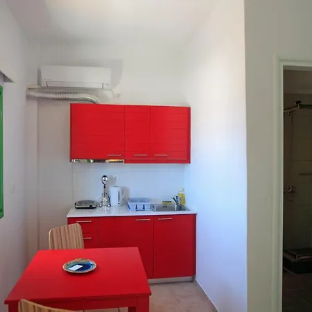 Kastellos Sikinos Apartment *